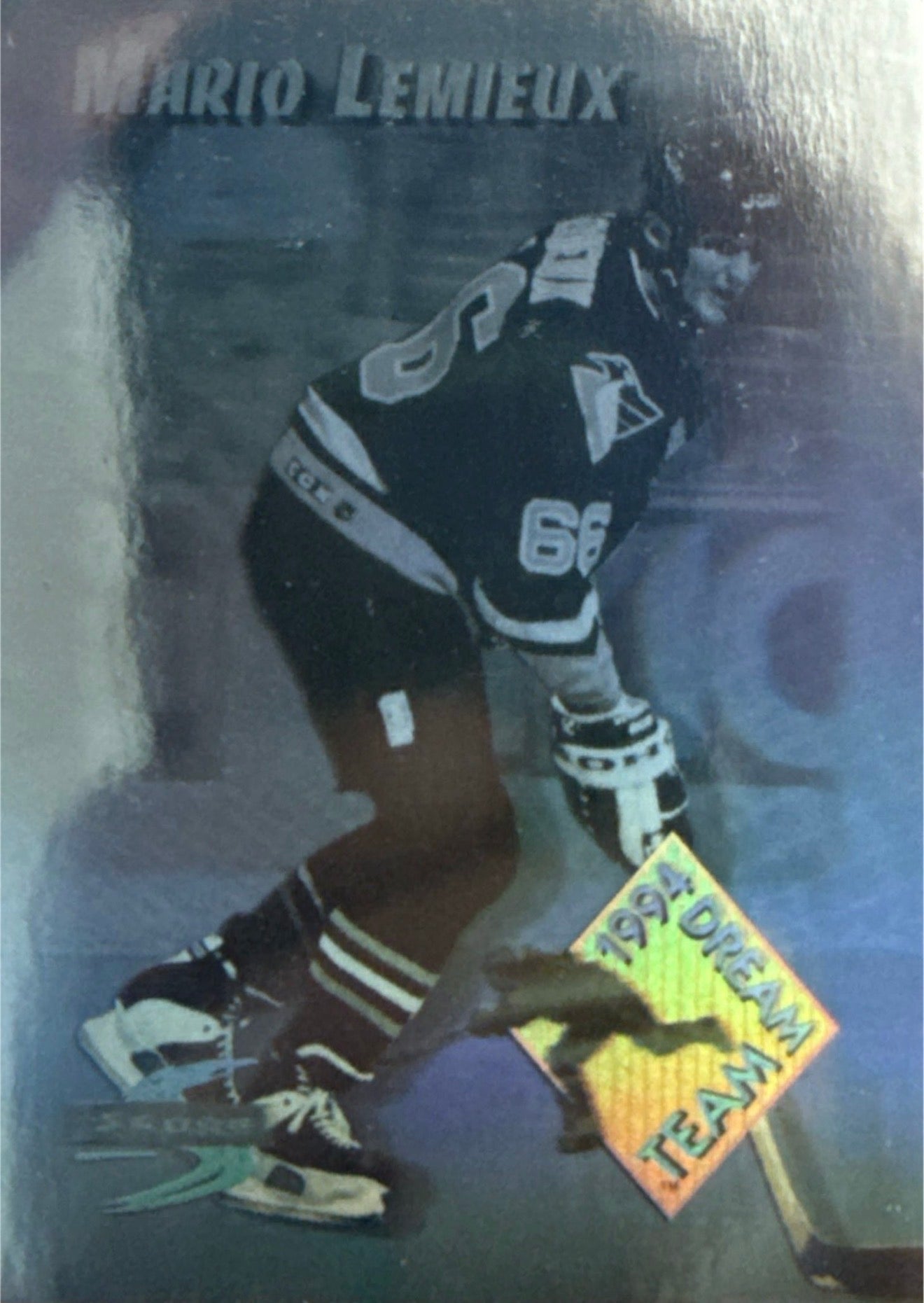 1993-94 Score Mario Lemieux 1994 Dream Team Hologram #DT15 - Front